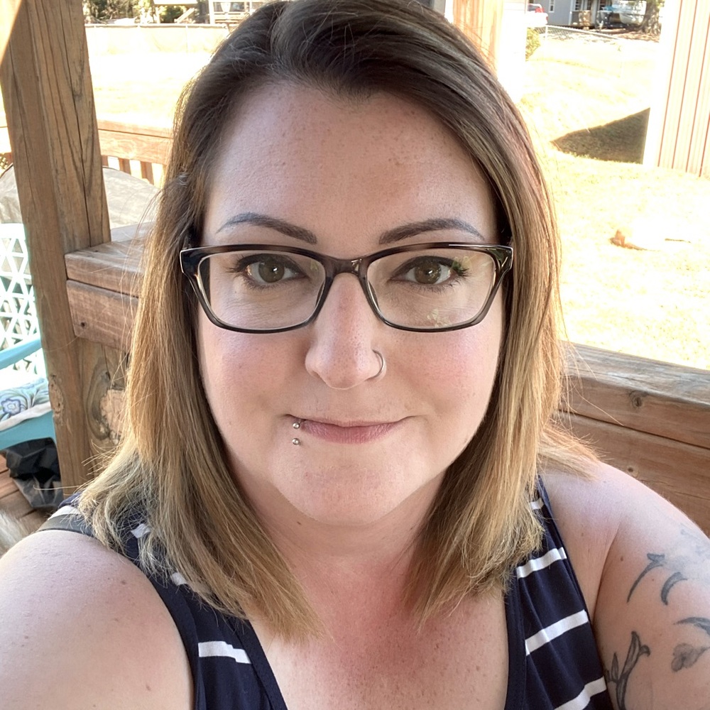 Meet your Posher, Tina